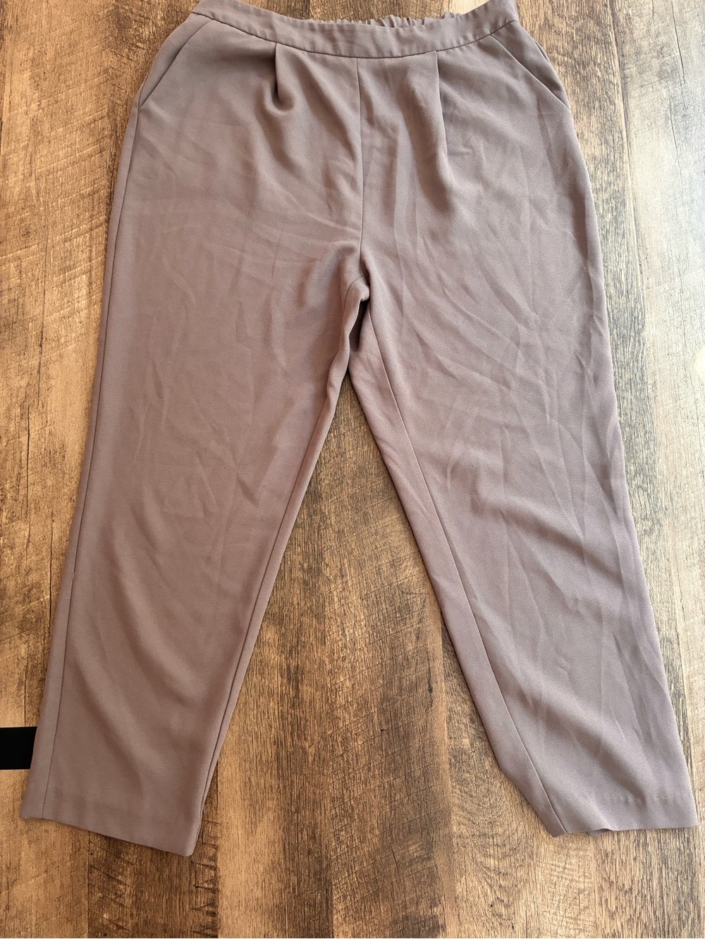 Forever 21 Women's Cropped Straight Pants in Taupe